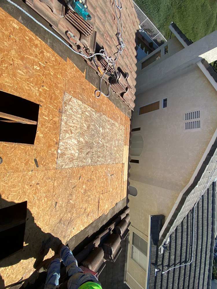 Slide of Spotless Roof