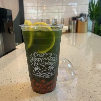 Che & Cafe - Kumquat Thai green tea with red water chestnuts - Bubble Tea Near Me - Minneapolis, Minnesota