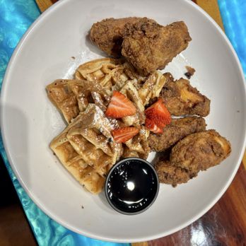 Smoke Chemistry Social - Chicken n Waffles - Cigar Bars Near Me - Arlington, Texas