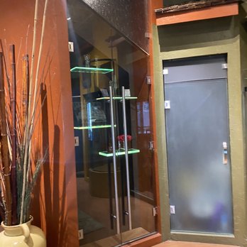 Hartman Glass and Mirror - Glass & Mirrors Near Me - Tucson, Arizona Hartman Glass and Mirror - Glass & Mirrors Near Me - Tucson, Arizona