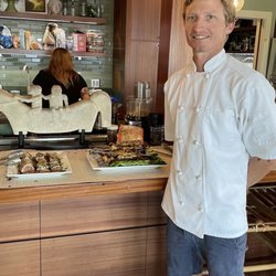 Finca Makaleha Kauai - Chef Danny with the delicious appetizers