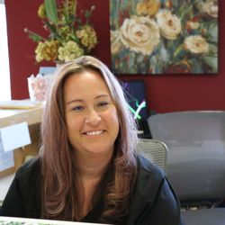Bayside Eye Center - Laura - Front Desk Coordinator