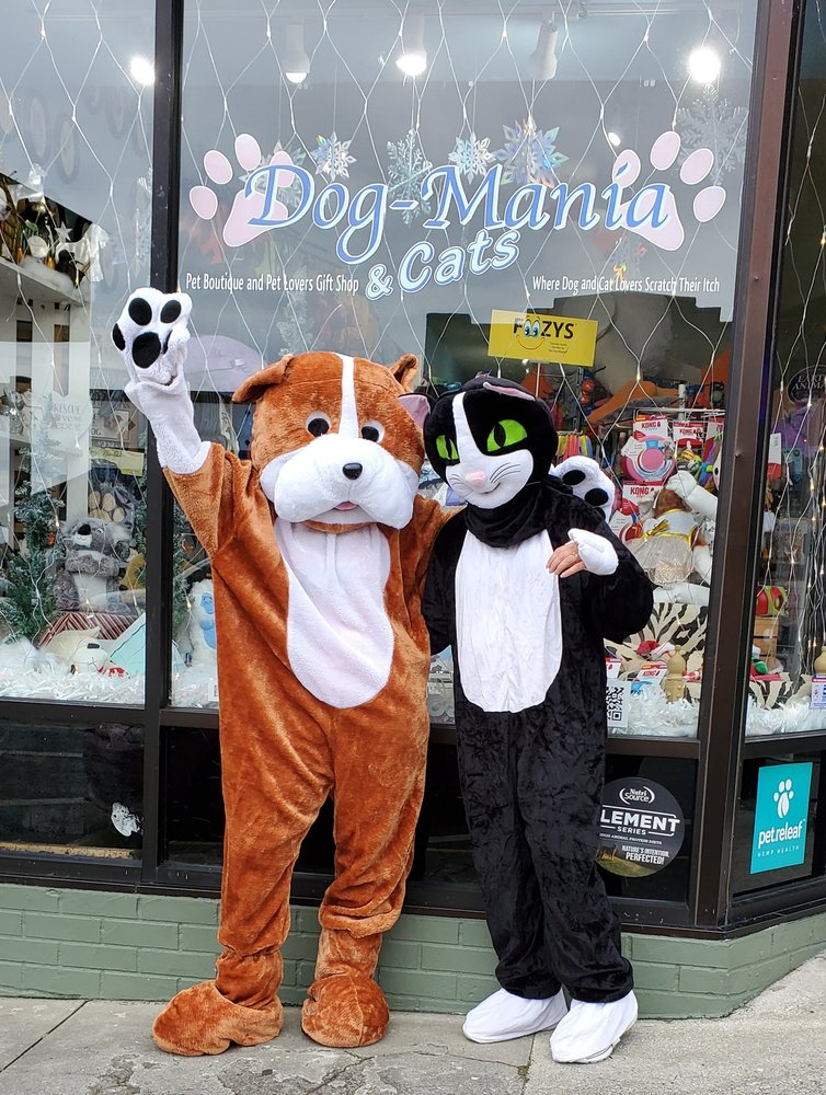 Dog-Mania & Cats Image