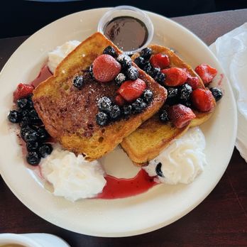 The Crowned Egg - San Francisco French Toast - Breakfast & Brunch Near Me - Gilbert, Arizona The Crowned Egg - San Francisco French Toast - Breakfast & Brunch Near Me - Gilbert, Arizona
