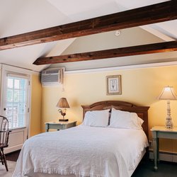 1740 House - Room