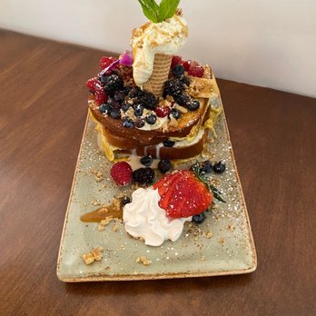 Fairview Farmers - Banana Split Brioche French Toast - Breakfast & Brunch Near Me - Fairview, Texas