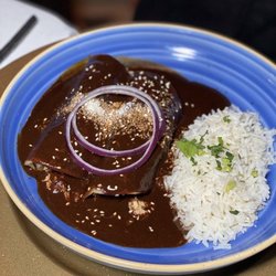 Ocho Latin Cuisine - Enchiladas con Mole