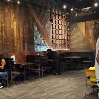 Shake Shack Flatbush - Barclays Ctr - Burgers Near Me - Brooklyn, New York