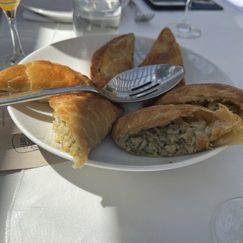 Aracely Cafe - New American Near Me - San Francisco, California