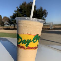 Day-O Espresso - Large Blended White Mocha