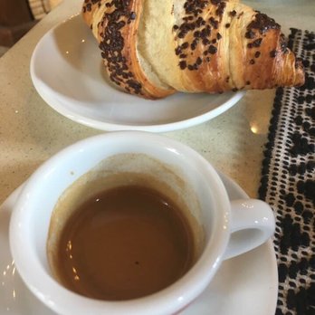 Vinbar - Caffe and croissant - Wine Bars Near Me - Cuneo, CN