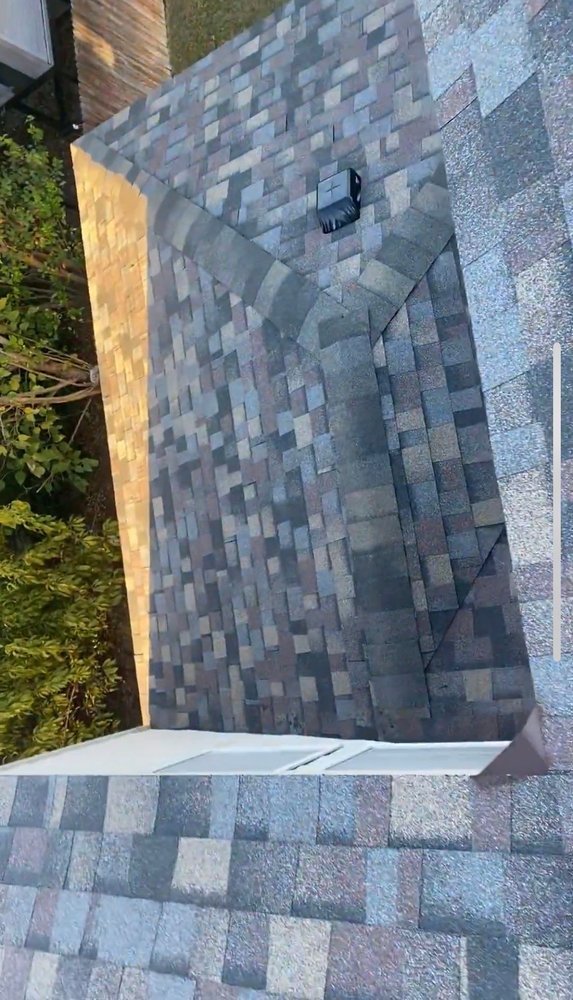 Slide of Ayan Roofing