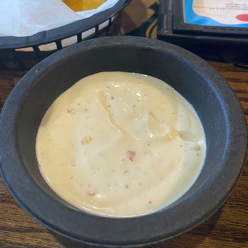 7 Mares - White sauce - Mexican Near Me - Williamsburg, Virginia
