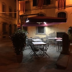 Piccolo Ristoro - We sat outside and it was perfect!