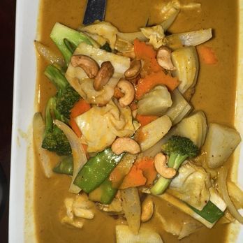 Emerald Thai Restaurant - Massaman Curry - Thai Near Me - Davie, Florida