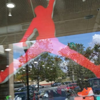 Shoe Palace - Famous Jordan image - Shoe Stores Near Me - Gilroy, California Shoe Palace - Famous Jordan image - Shoe Stores Near Me - Gilroy, California