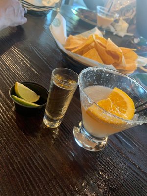 Pequeño Cantina by null