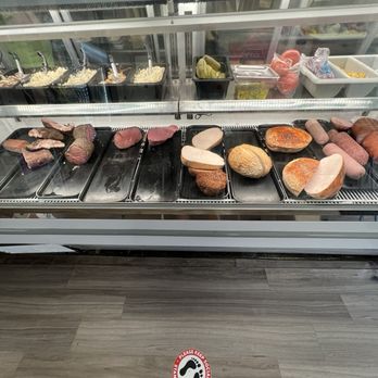 Carl's Delicatessen Restaurant - Delis Near Me - Saint Louis, Missouri