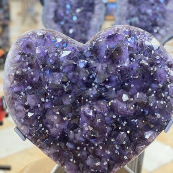 Valle Travel Stop & Chevron - Huge and beautiful amethyst! Great store! - Gas Stations Near Me - Williams, Arizona Valle Travel Stop & Chevron - Huge and beautiful amethyst! Great store! - Gas Stations Near Me - Williams, Arizona