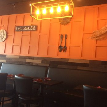 Thai Station Restaurant - Interior decor - Thai Near Me - Indianapolis, Indiana