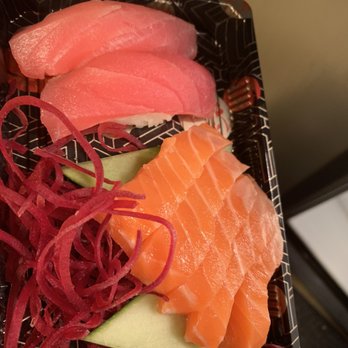 Sushi Seven - Salmon Sashimi and Tuna Nigiri - Sushi Bars Near Me - San Antonio, Texas