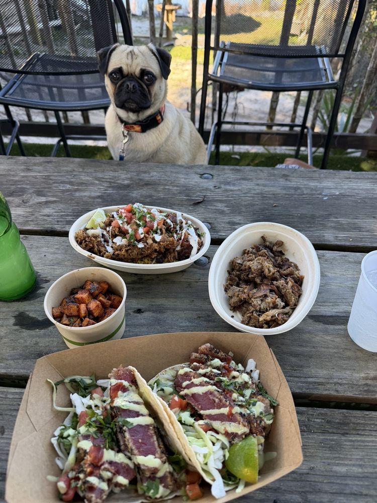 Finns Island Style Grub in St. Andrews