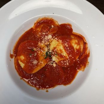 Serafino's Restaurant - Cheese Ravioli - Pizza Near Me - Wallingford, Connecticut Serafino's Restaurant - Cheese Ravioli - Pizza Near Me - Wallingford, Connecticut