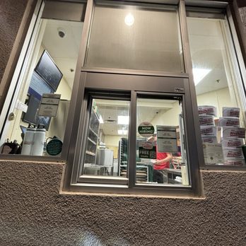Krispy Kreme - Drive thru - Donuts Near Me - Oxnard, California
