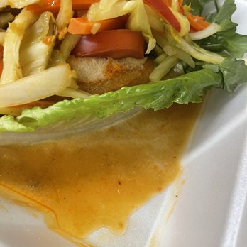 La Nueva Fogata - La salsa pura agua, huele y sabe horrible - Salvadoran Near Me - Van Nuys, California La Nueva Fogata - La salsa pura agua, huele y sabe horrible - Salvadoran Near Me - Van Nuys, California