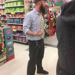 Kroger - This is the Store Manager Arron in the middle of apologizing for the long wait. GOOD JOB SIR, I appreciated it.