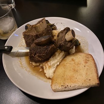 Cooper's on 5th - Port Braised Short Ribs - New American Near Me - West Des Moines, Iowa Cooper's on 5th - Port Braised Short Ribs - New American Near Me - West Des Moines, Iowa