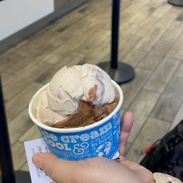 2 Scoops