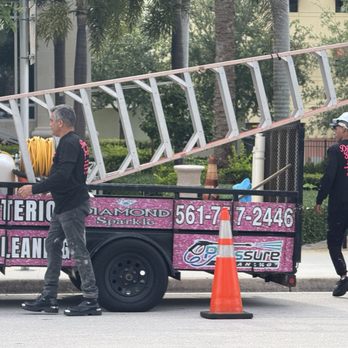 Diamond Sparkle Cleaning Service - Pressure Washers Near Me - West Palm Beach, Florida Diamond Sparkle Cleaning Service - Pressure Washers Near Me - West Palm Beach, Florida