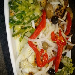 Churrasqueira Leça da Palmeira - Bacalhau assado na brasa.,com batatas a murro e legumes salteados....