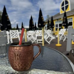 Manhattan Restaurant & Lounge