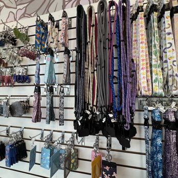 Happy Wahine - Women's Clothing Near Me - Kapolei, Hawaii Happy Wahine - Women's Clothing Near Me - Kapolei, Hawaii