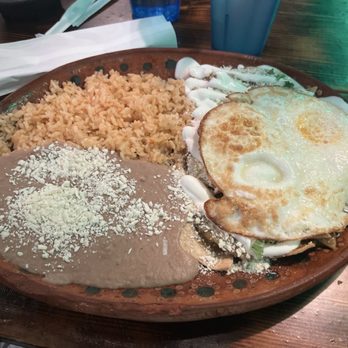 Los Cedros Mexican Restaurant - Chilaquiles with rice and beans - Mexican Near Me - Las Vegas, Nevada Los Cedros Mexican Restaurant - Chilaquiles with rice and beans - Mexican Near Me - Las Vegas, Nevada