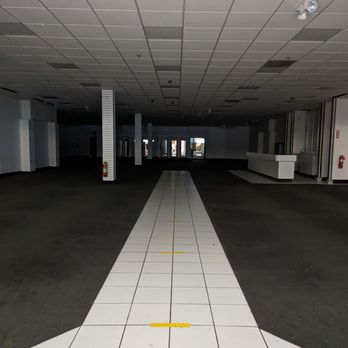 Stroud Mall - 10/6/2023 - Formerly Track 23 with unknown previous tenants. - Shopping Centers Near Me - Stroudsburg, Pennsylvania Stroud Mall - 10/6/2023 - Formerly Track 23 with unknown previous tenants. - Shopping Centers Near Me - Stroudsburg, Pennsylvania
