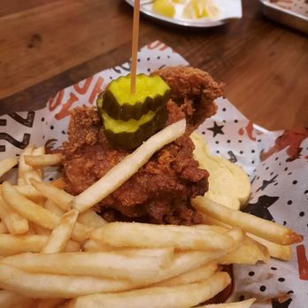 Tumble 22 - 'Mo hot, chicken - Chicken Shop Near Me - Houston, Texas Tumble 22 - 'Mo hot, chicken - Chicken Shop Near Me - Houston, Texas
