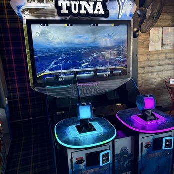 Harbor Town Pub - Fishing game - Bars Near Me - San Diego, California Harbor Town Pub - Fishing game - Bars Near Me - San Diego, California