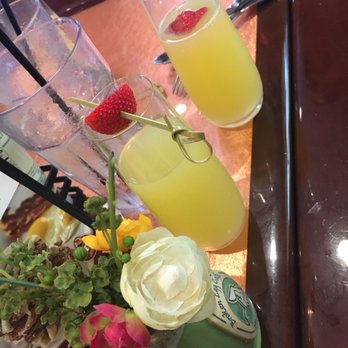 Another Broken Egg Cafe - Mimosas - Breakfast & Brunch Near Me - Pembroke Pines, Florida Another Broken Egg Cafe - Mimosas - Breakfast & Brunch Near Me - Pembroke Pines, Florida