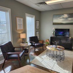 Lamberth Family Chiropractic and Wellness - Waiting room