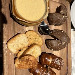 Meg O'Malley's - Ale and Cheese Croc with assorted bread