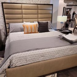 Woodley's Fine Furniture - Centennial