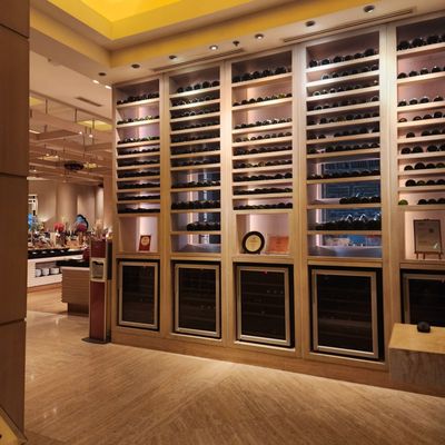 Oscar's @ Conrad Singapore Marina Bay by null