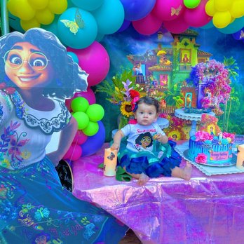 Sher Bear Balloons - Balloon Services Near Me Sher Bear Balloons - Balloon Services Near Me