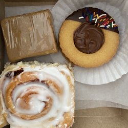 One Stop Bakery - Peanut butter square, cinnamon roll with raisins, Nutella tart.
