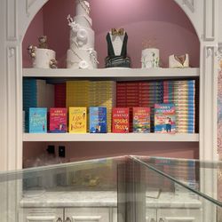 Nadia Cakes - Signed books!