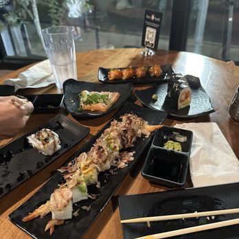Kan Sushi - Sushi Bars Near Me - Honolulu, Hawaii Kan Sushi - Sushi Bars Near Me - Honolulu, Hawaii