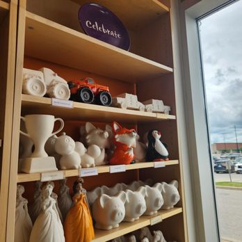 Crock A Doodle - Can choose from several varieties - Venues & Event Spaces Near Me - Aurora, Ontario